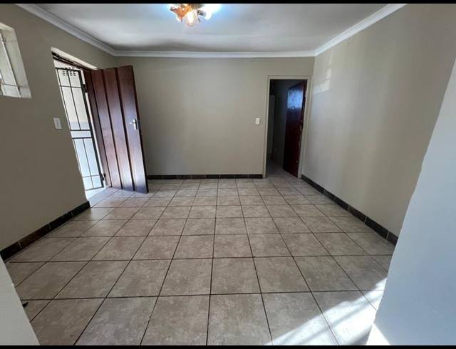 1 BEDROOM PROPERTY TO RENT IN BEZUIDENHOUT VALLEY